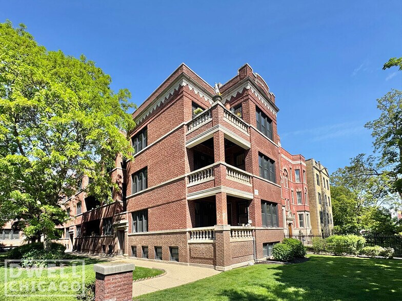 Building Photo - 2530 N Kedzie Blvd