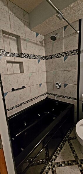 Building Photo - 4819 Middletowne St