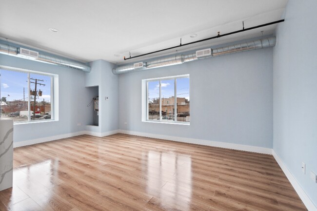 Building Photo - 9865 W Roosevelt Rd