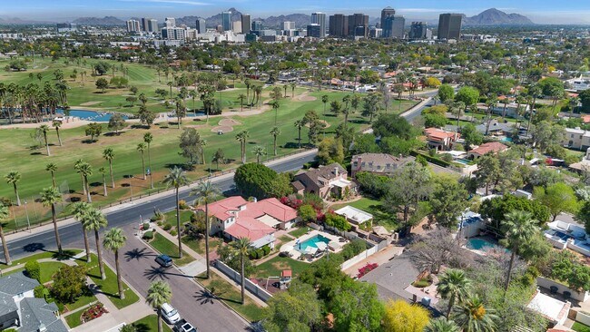 Building Photo - 1021 W Encanto Blvd