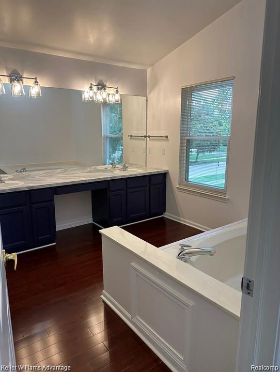Building Photo - 45655 Larchmont Dr