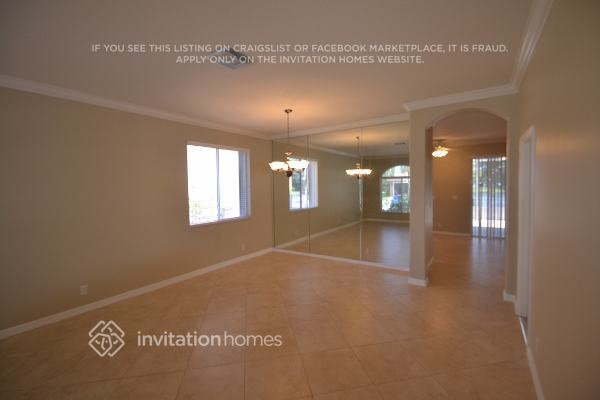 Building Photo - 3774 Woodfield Dr