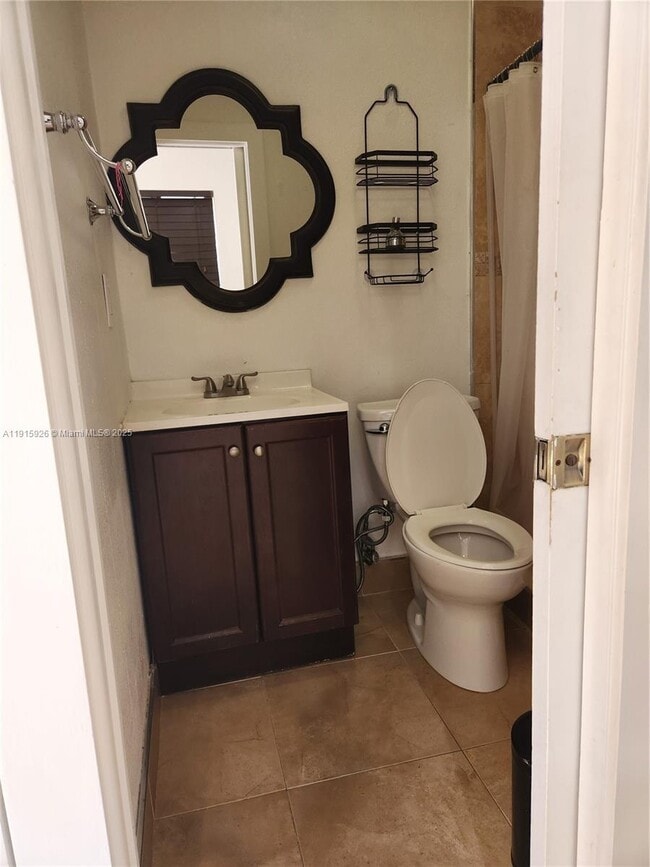 Building Photo - 10020 SW 213th Terrace