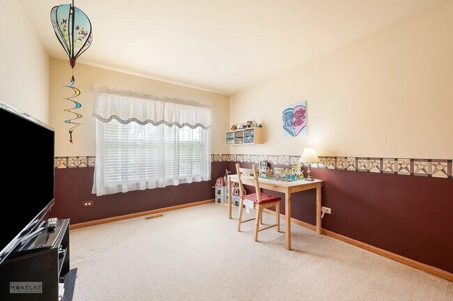 Building Photo - 5512 Stonybrook Dr