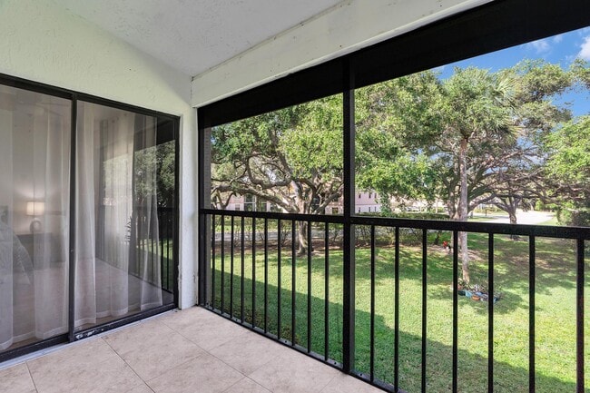 Building Photo - 3139 Millwood Terrace