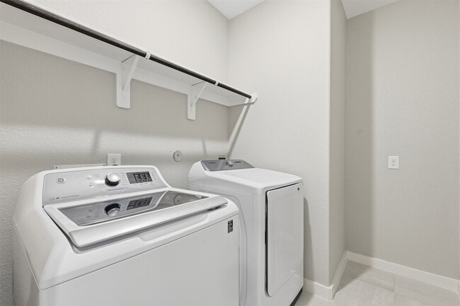 Building Photo - 14139 Greystone Ter St