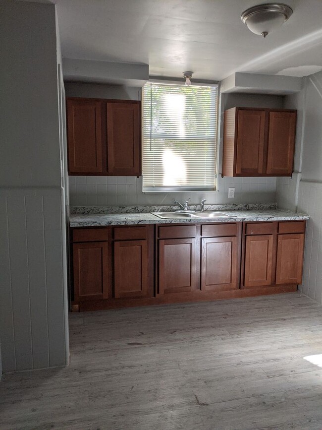 Building Photo - 5772 Guilford- 3 Beds & 1.5 Bath for Rent!