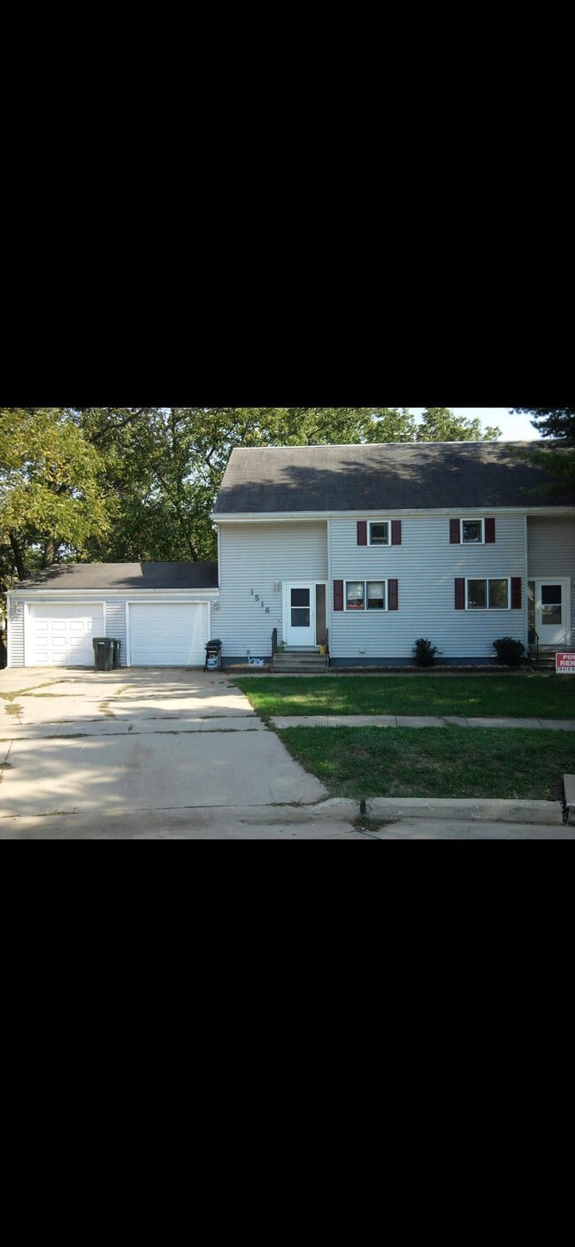 Building Photo - 1518 Linda Dr