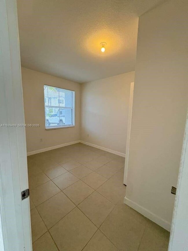 Building Photo - 29240 SW 163rd Ct