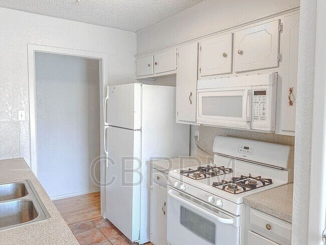 Building Photo - 2131 74th St