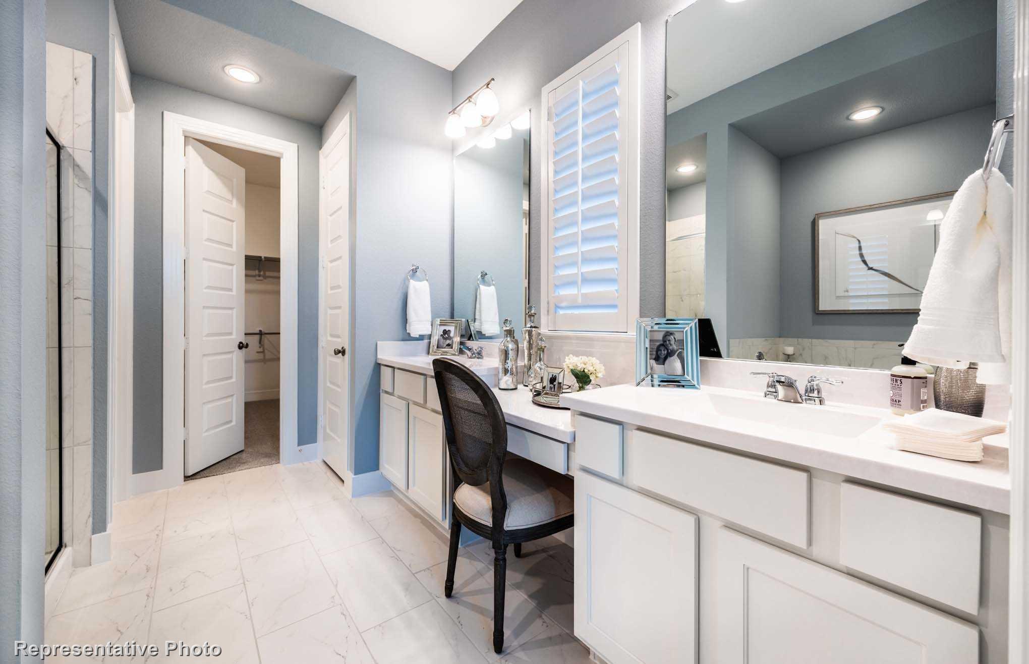 Building Photo - 2901 Black Walnut St