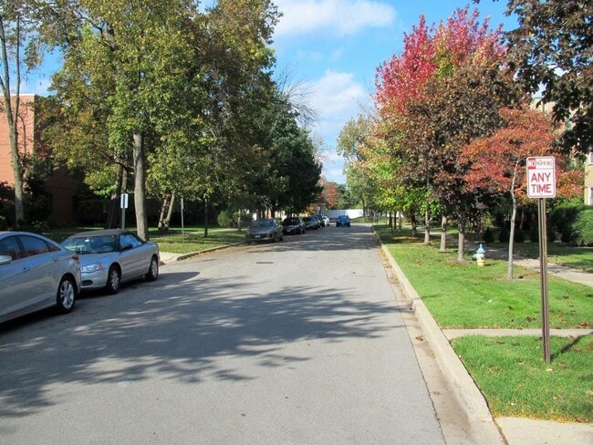 Building Photo - 13 N Clifton Ave