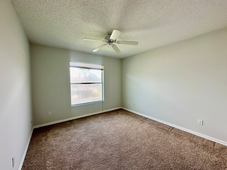 Building Photo - 137 Wading Bird Cir