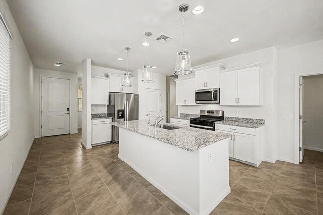 Building Photo - 12528 E Caden Dr