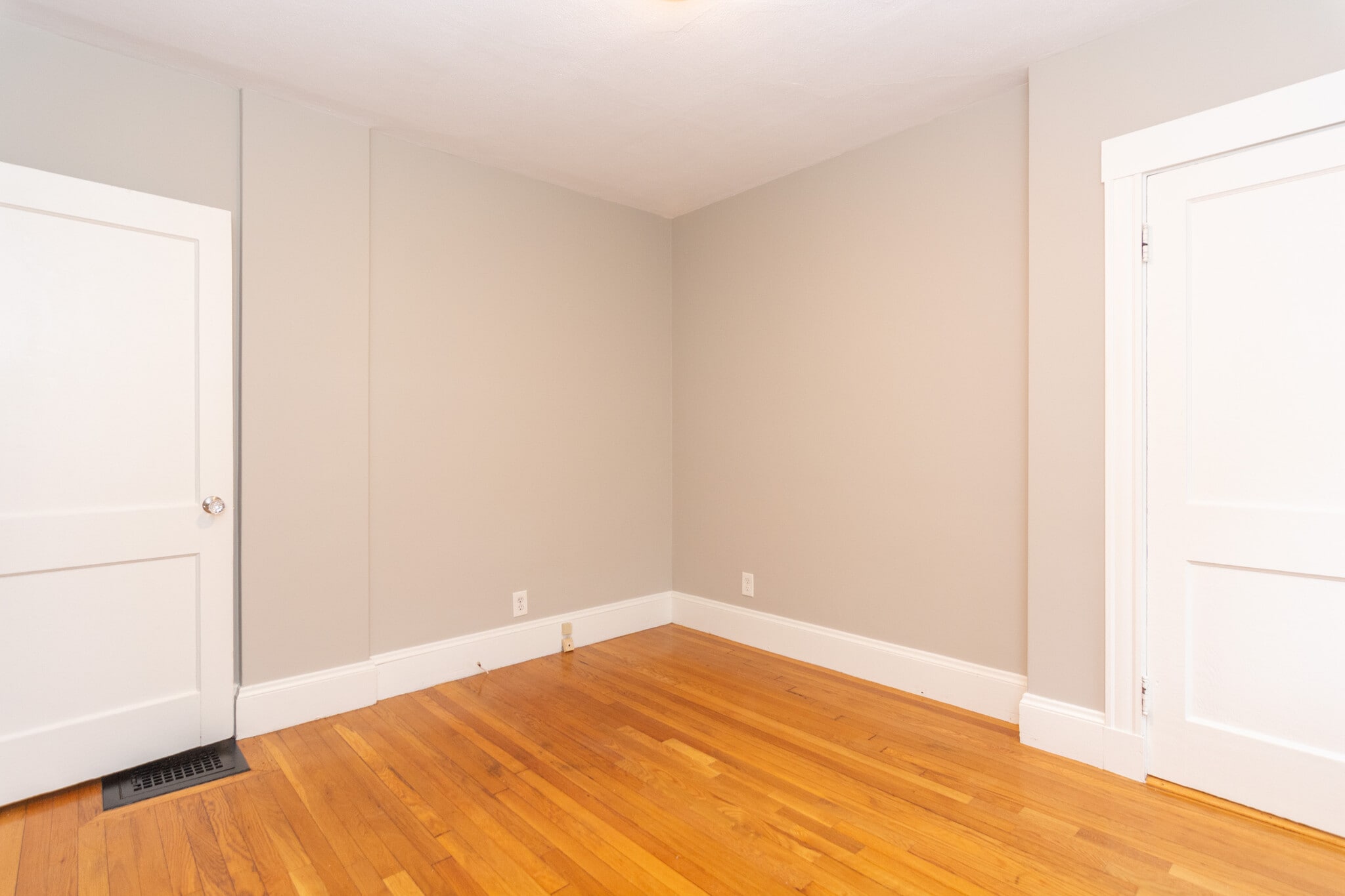 Building Photo - 39 Gould St