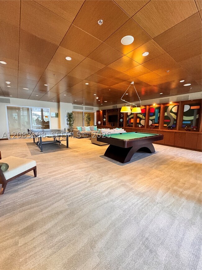 Building Photo - 2681 N Flamingo Rd