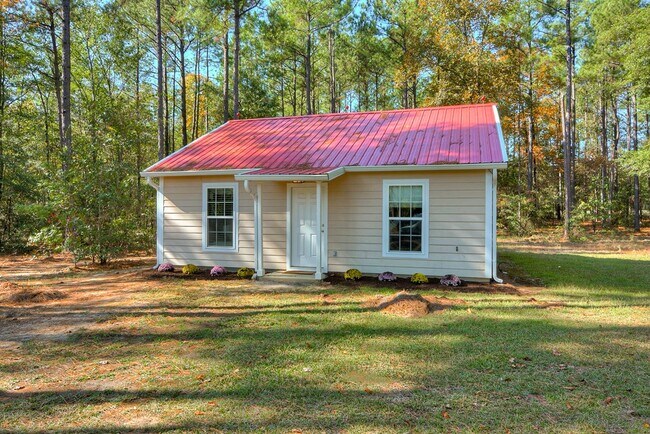 Building Photo - 261 4 Oaks Rd