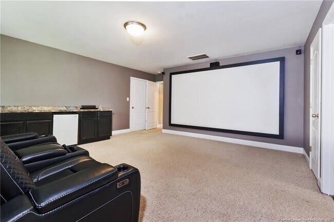 Building Photo - 1726 Bluffside Dr