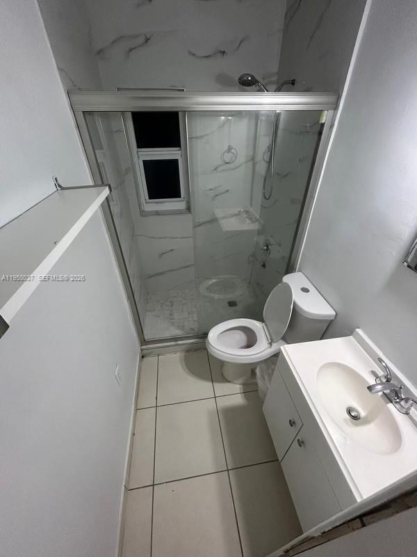 Building Photo - 635 SW 16th Ave