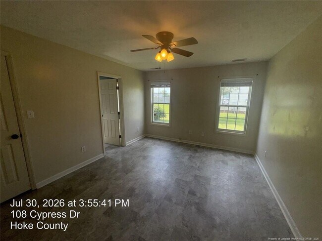 Building Photo - 108 Cypress Dr