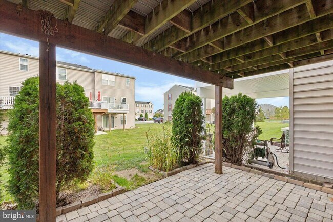 Building Photo - 113 Raven Ct