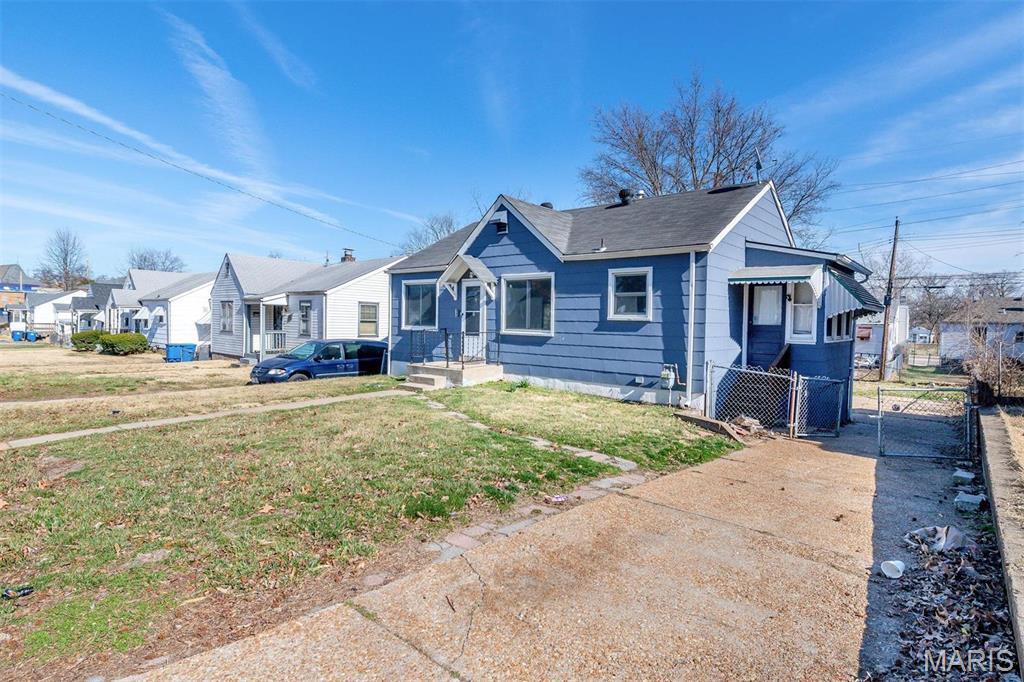 Building Photo - 5736 Gaylord Dr