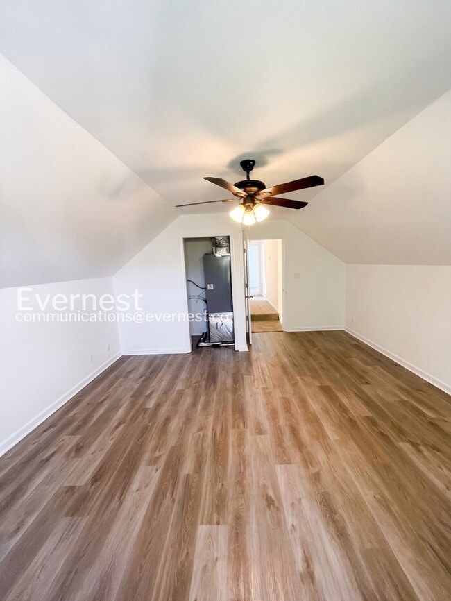 Building Photo - 2503 Elkmont Dr