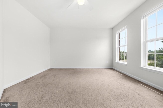Building Photo - 5407 Silver Maple Ln