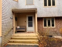 Building Photo - 225 SW Meadows