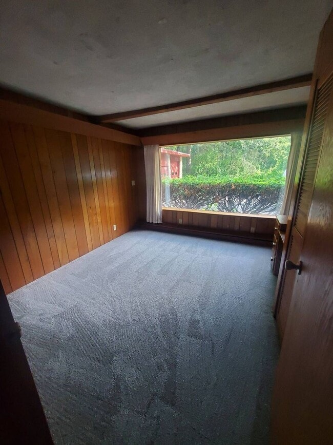 Building Photo - Historic Three Bedroom Home Available