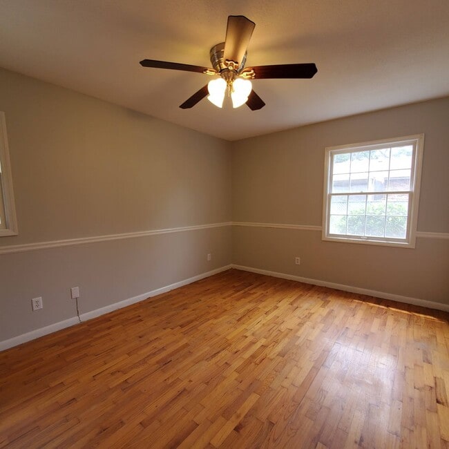 Building Photo - Modern Comforts and Serene Living: Your Ideal Rental Home in Valdosta, Georgia