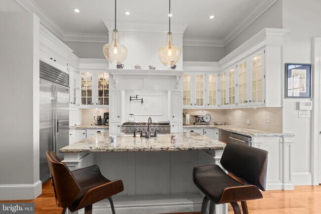 Building Photo - 1007 N Calvert St