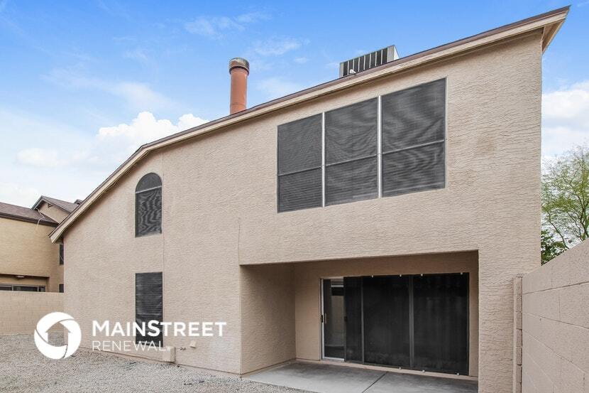 Building Photo - 526 E Utopia Rd