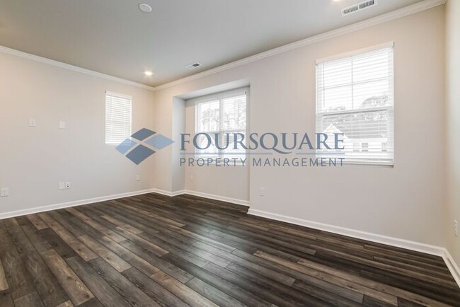 Building Photo - End Unit Town Home | 2nd Floor Back Deck |...