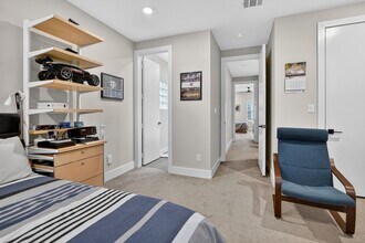 Building Photo - 297 Estates Cir