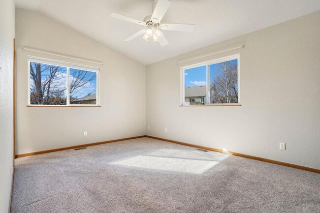 Building Photo - 5799 Aspen View Pl