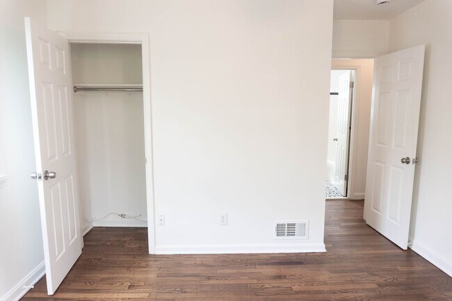 Building Photo - Charming 2BR Home in Lily Ponds NE DC – Ac...