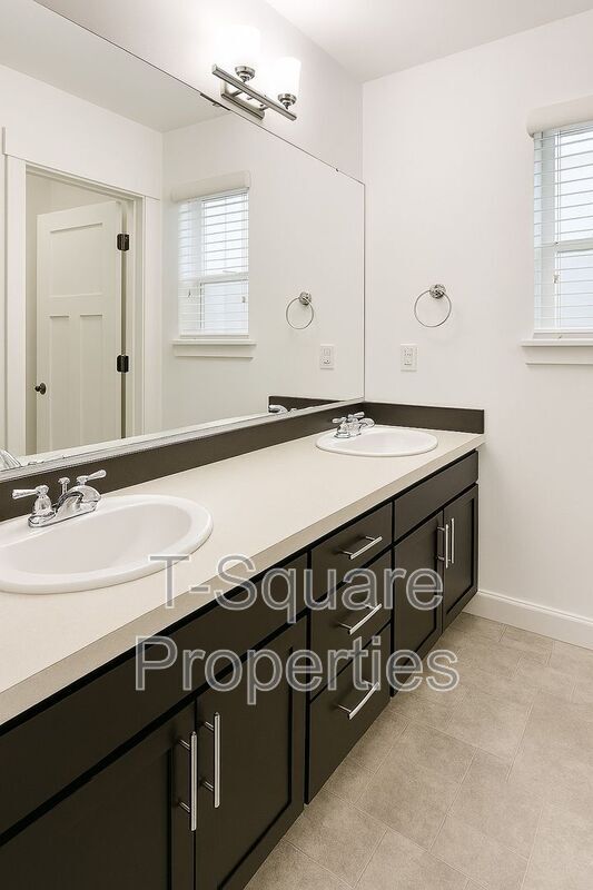 Building Photo - 4324 225th Pl SE