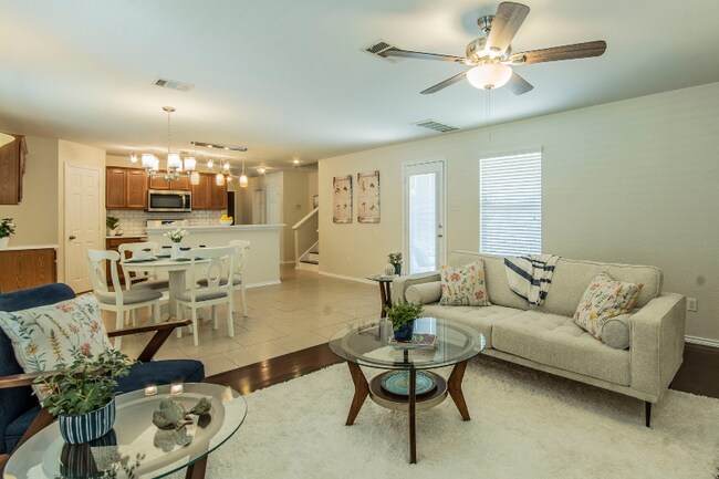 Building Photo - 1501 Davis Mountain Loop