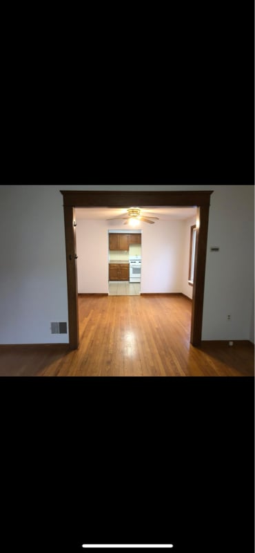 Building Photo - 504 Helen St