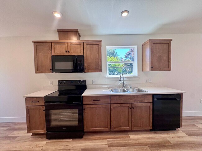 Building Photo - 1/2 OFF FIRST MONTHS RENT! New Construction, Beautiful, Townhomes! 2 & 3 BEDRM UNITS AVAILABLE