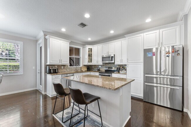 Building Photo - 4543 Mediterranean Cir