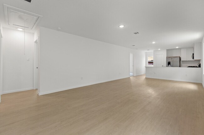 Building Photo - 2823 Red Diamond