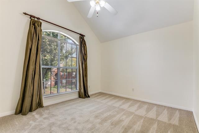 Building Photo - 3720 Southport Dr