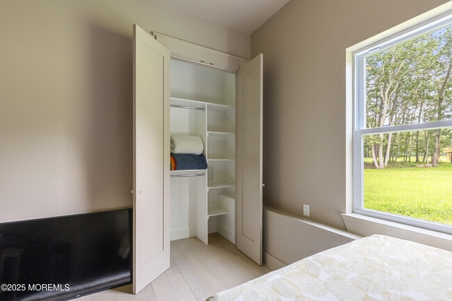 Building Photo - 1406 Transit Ave