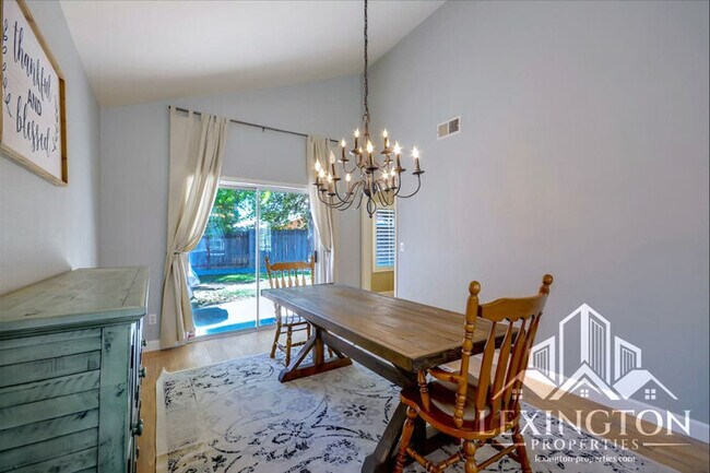 Building Photo - Gorgeous, 4BD/3BA, Home in Esteemed Laguna Neighborhood, Elk Grove, near Kloss Park!