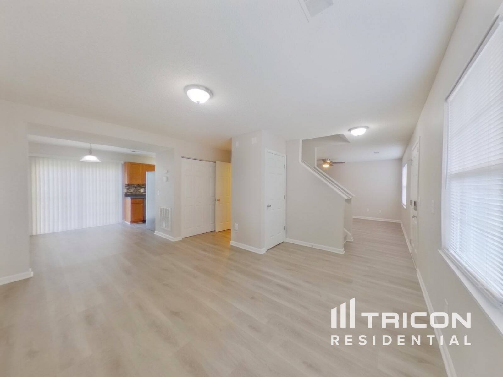 Building Photo - 131 Quiet Grove Dr