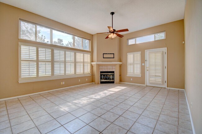 Building Photo - 5809 Vulcan Vista Dr NE