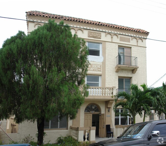 1936 SW 2nd St - Laroche Apartments