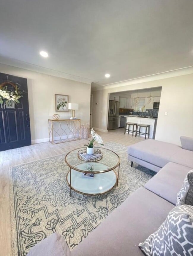 Building Photo - 5217 Bonita Blvd